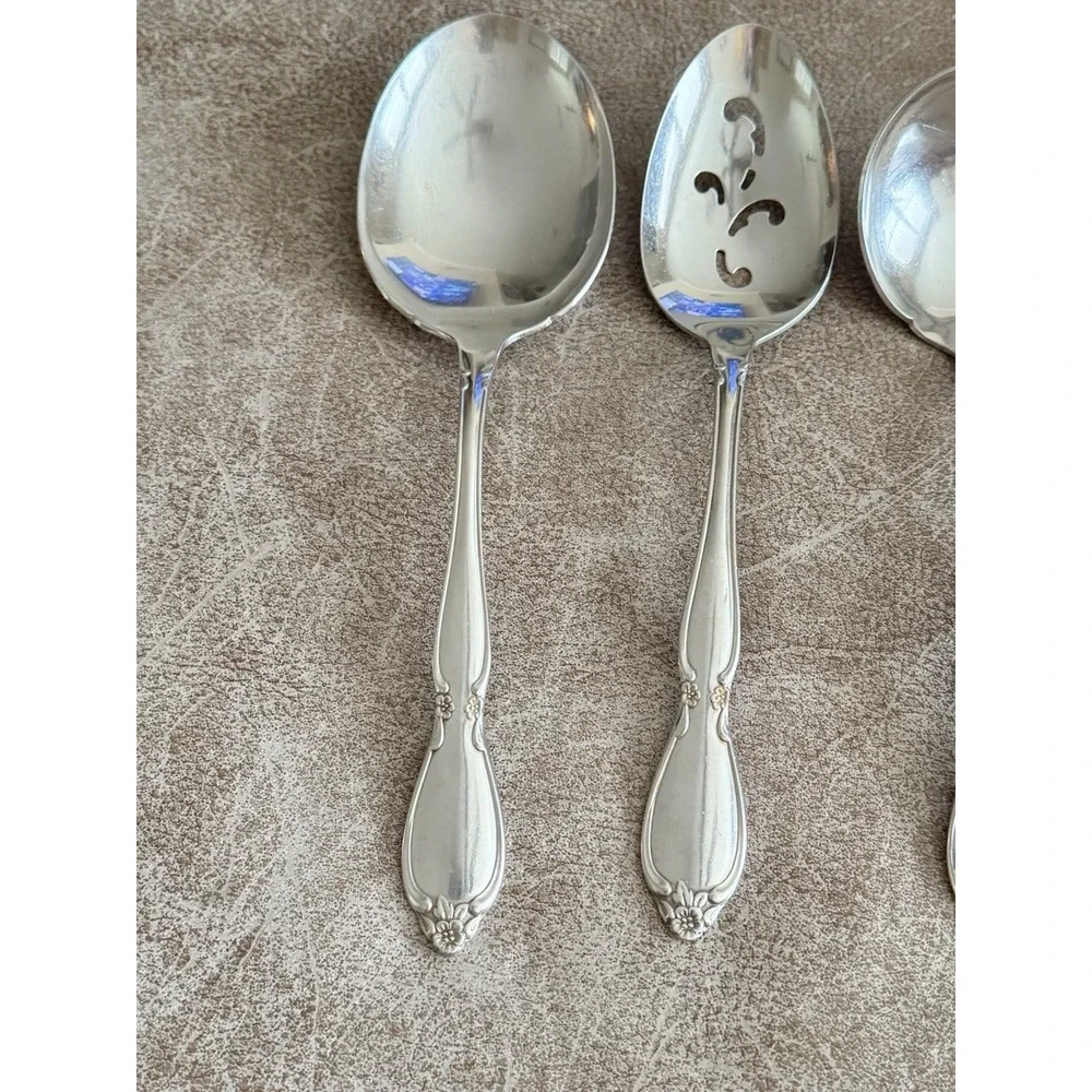 Oneida Community CHATELAINE Hostess‎ Serving  Pieces Betty Crocker Glossy (6)